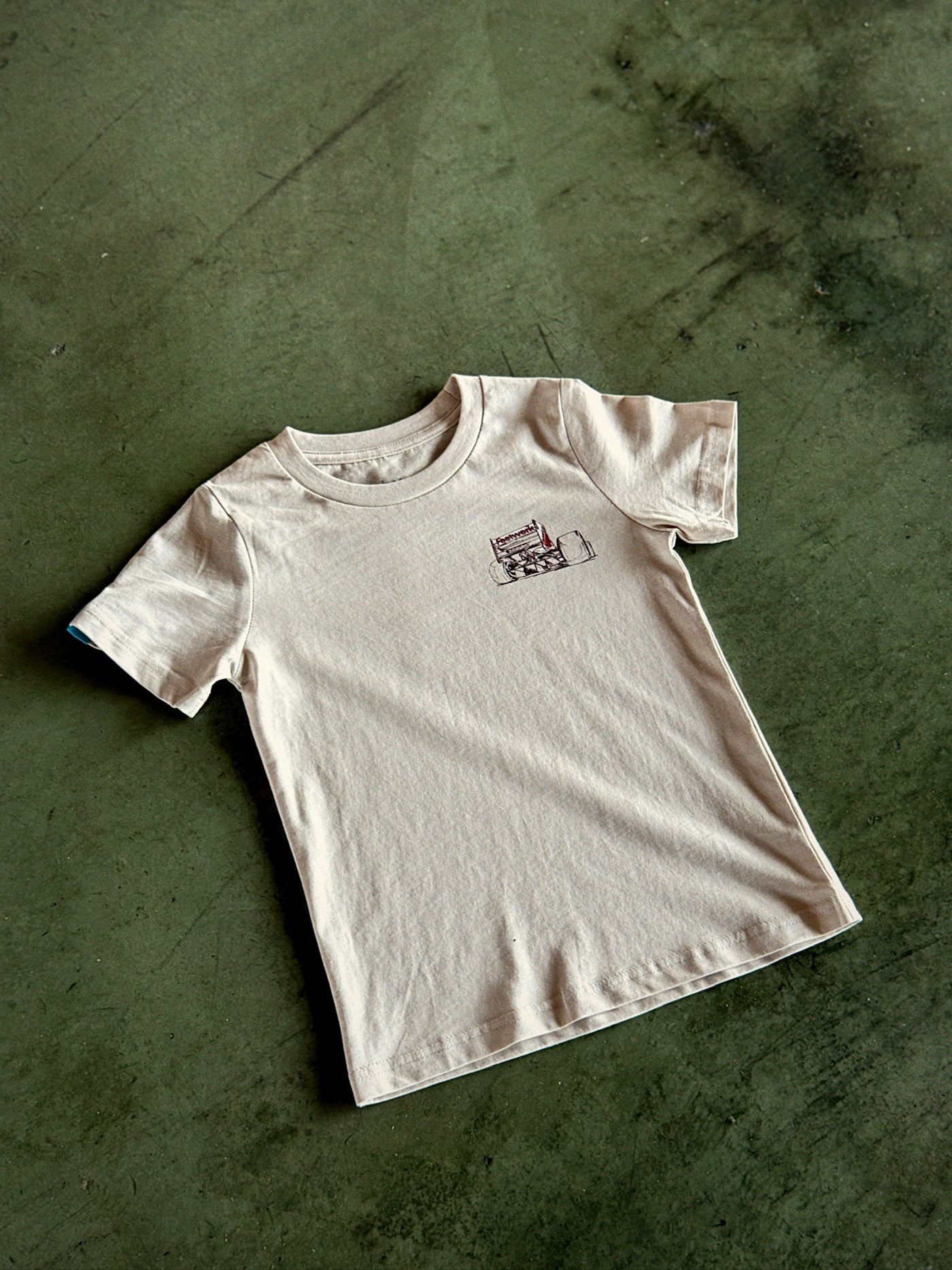 Air|Water Kids Footwork Tee